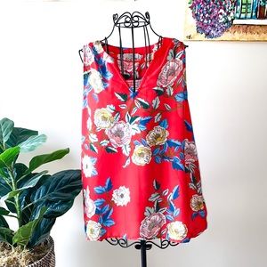 Sleeveless Flowered Blouse